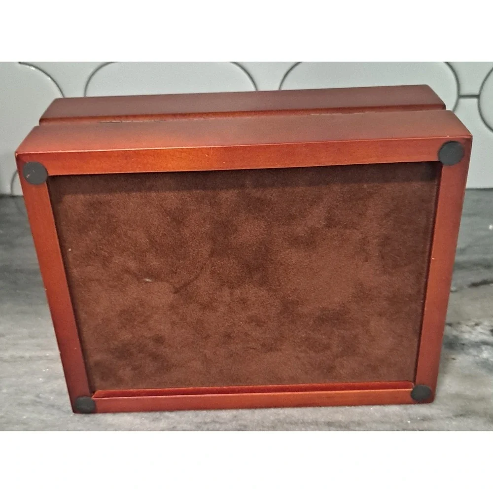 Wooden Jewelry box Carved Turkey Design W/ Turkey Sound Effect‎ 7x5.5x2.75